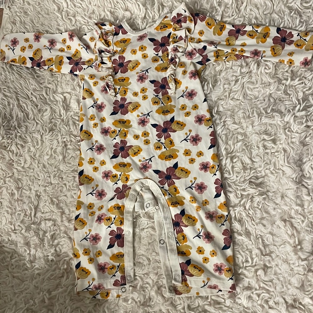 Multicolor flower jumpsuit without feet